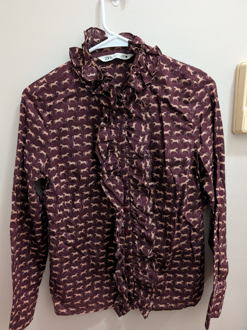 Zara Animal Horse Print Ruffle Blouse in Brown & Pink Size Medium